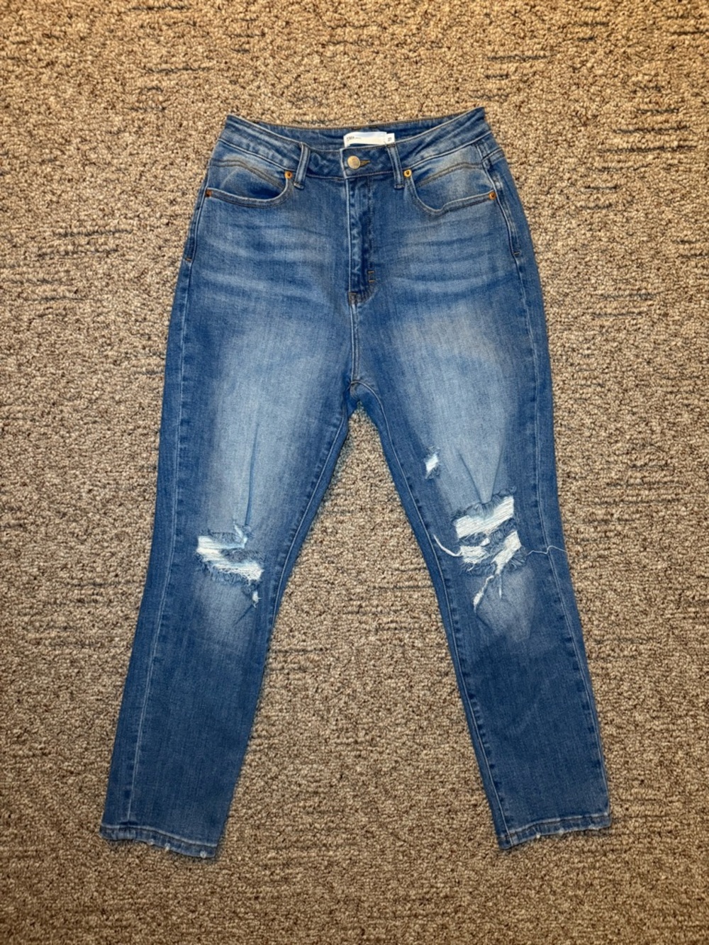 TNR High-Rise Distressed Jeans